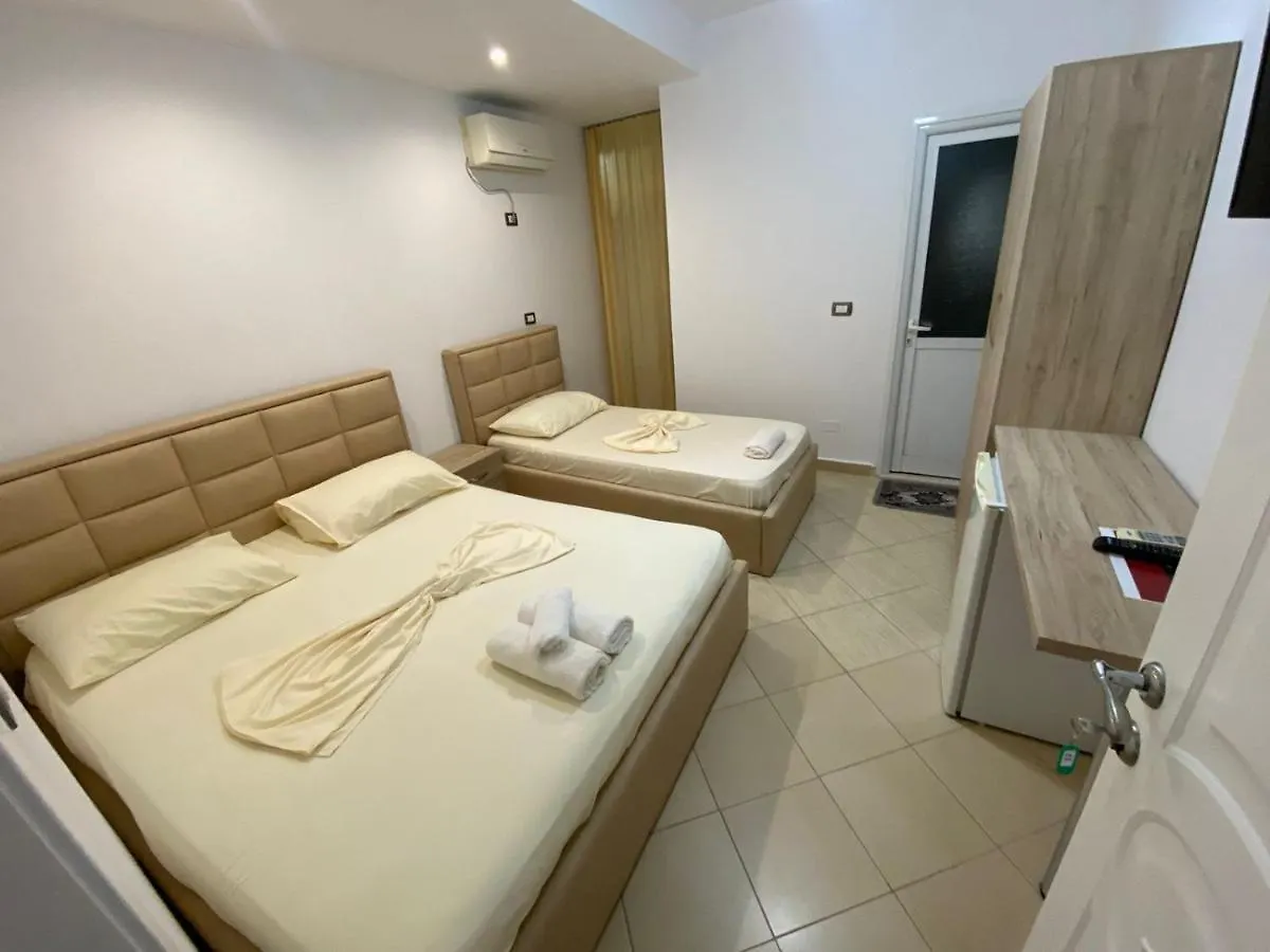 Gasthof Hotel Vila Flowers Vlorë