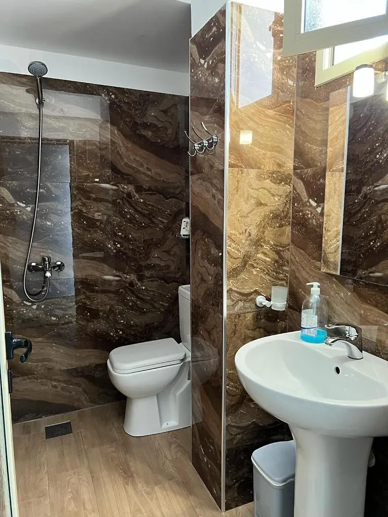 Gasthof Hotel Vila Flowers Vlorë Albanien