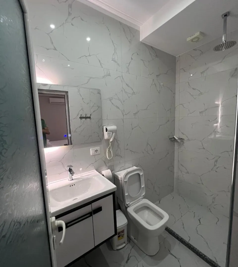 Hotel Vila Flowers Vlorë