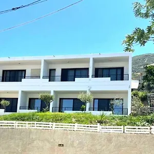 Xhindi Hotel